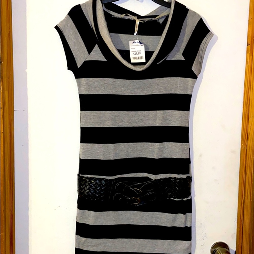 Large juniors dress